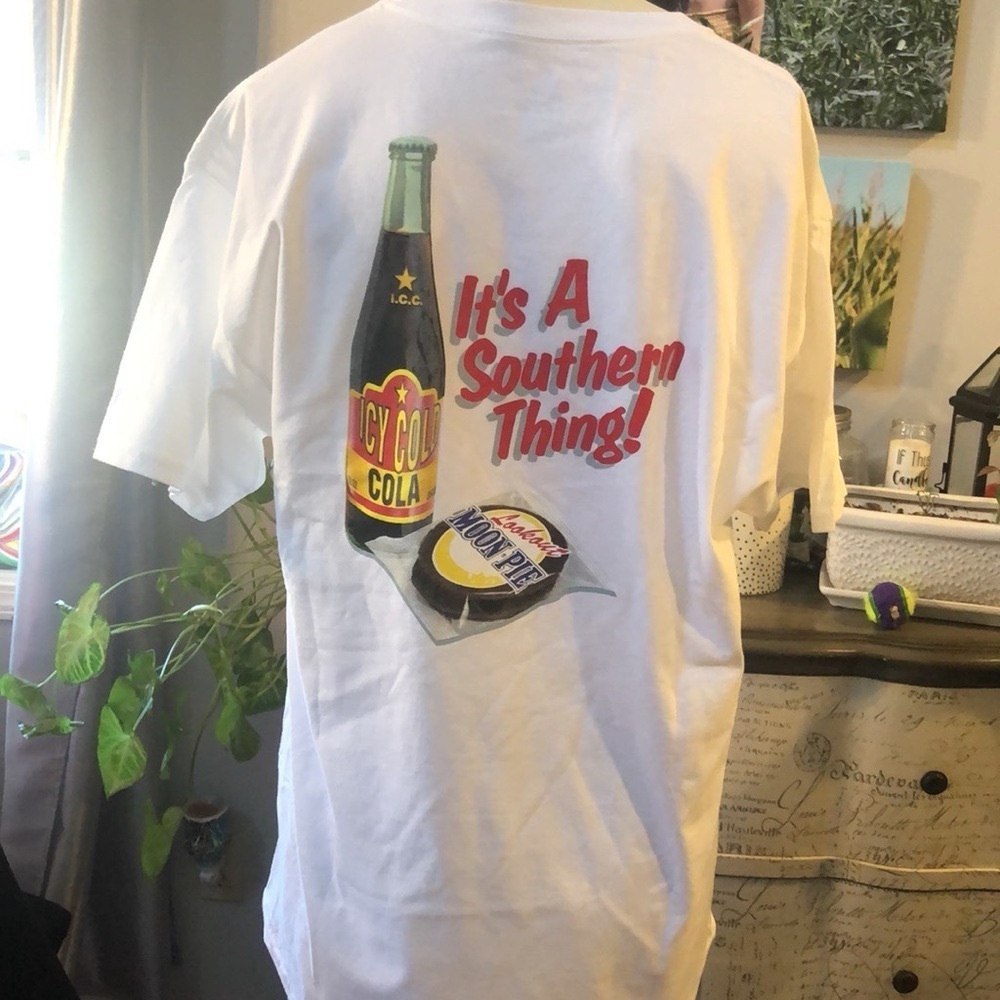 HANES MOON PIE ITS A SOUTHERN THING GRAPHIC WHITE TEE UNISEX LG NEW WITHOUT TAGS - Picture 5 of 10